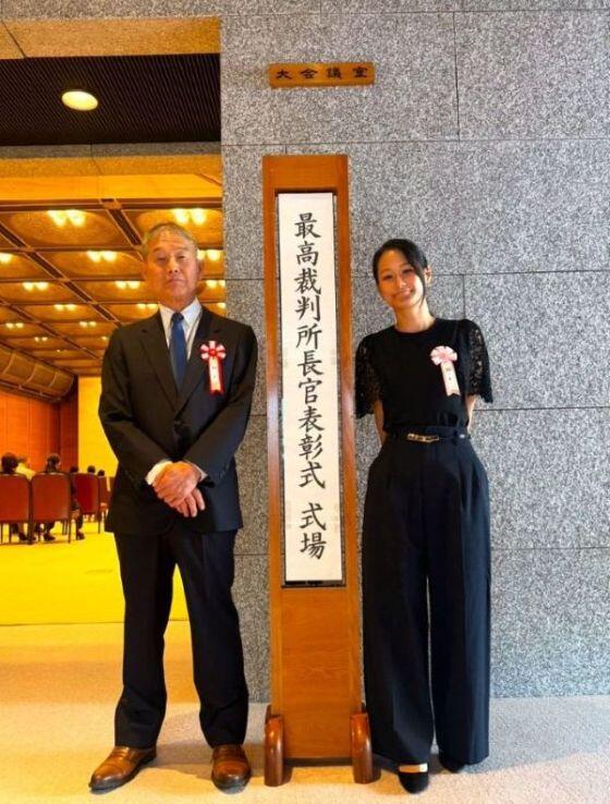 同伴の娘と3.jpg